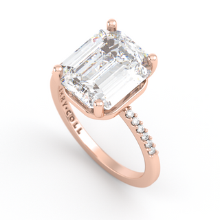 Ring with moissanites 8.12 ct