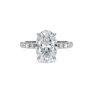 Oval solitario · 2.20 ct