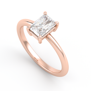 Ring with moissanite 1 ct