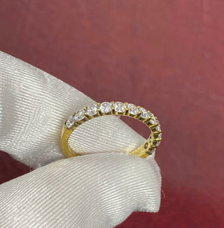 Anillo con moissanitas 0.80 ct